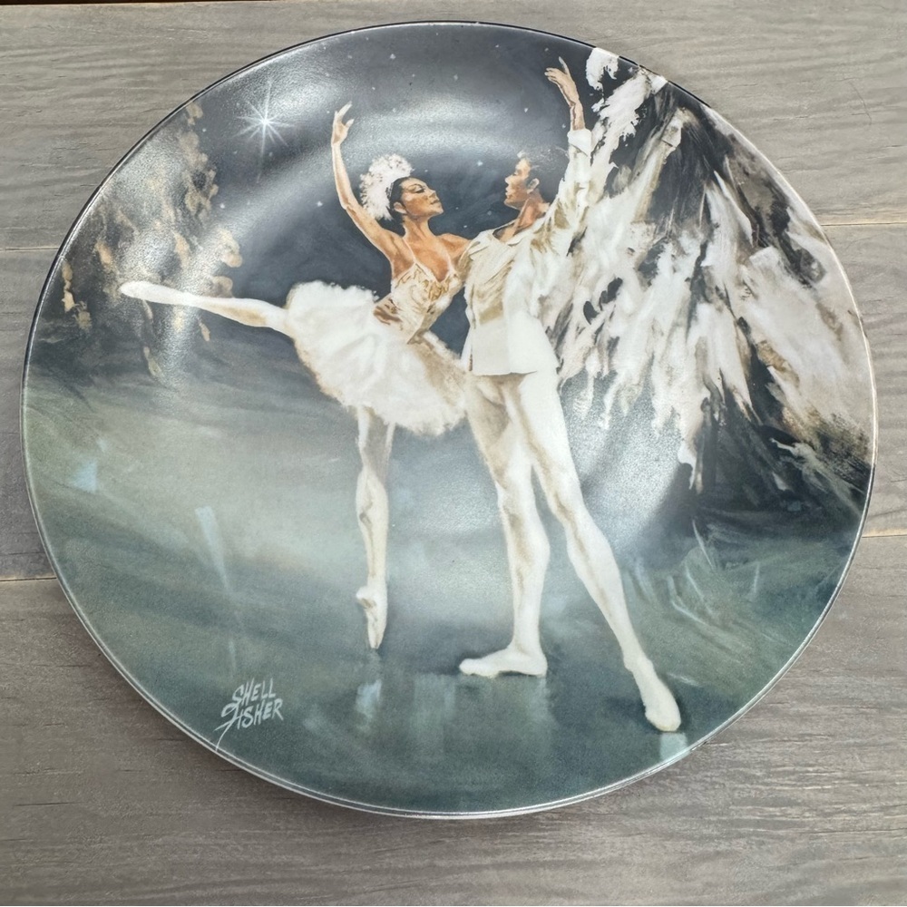 Viletta China "The Snow King And Queen" Nutcracker Plate  Scott Fisher